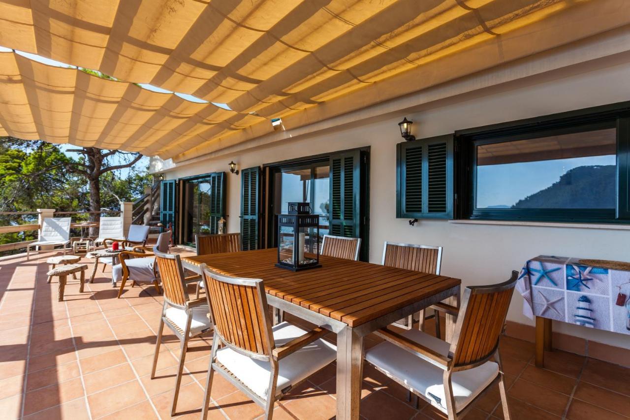 Villa Banyalbufar Bagian luar foto