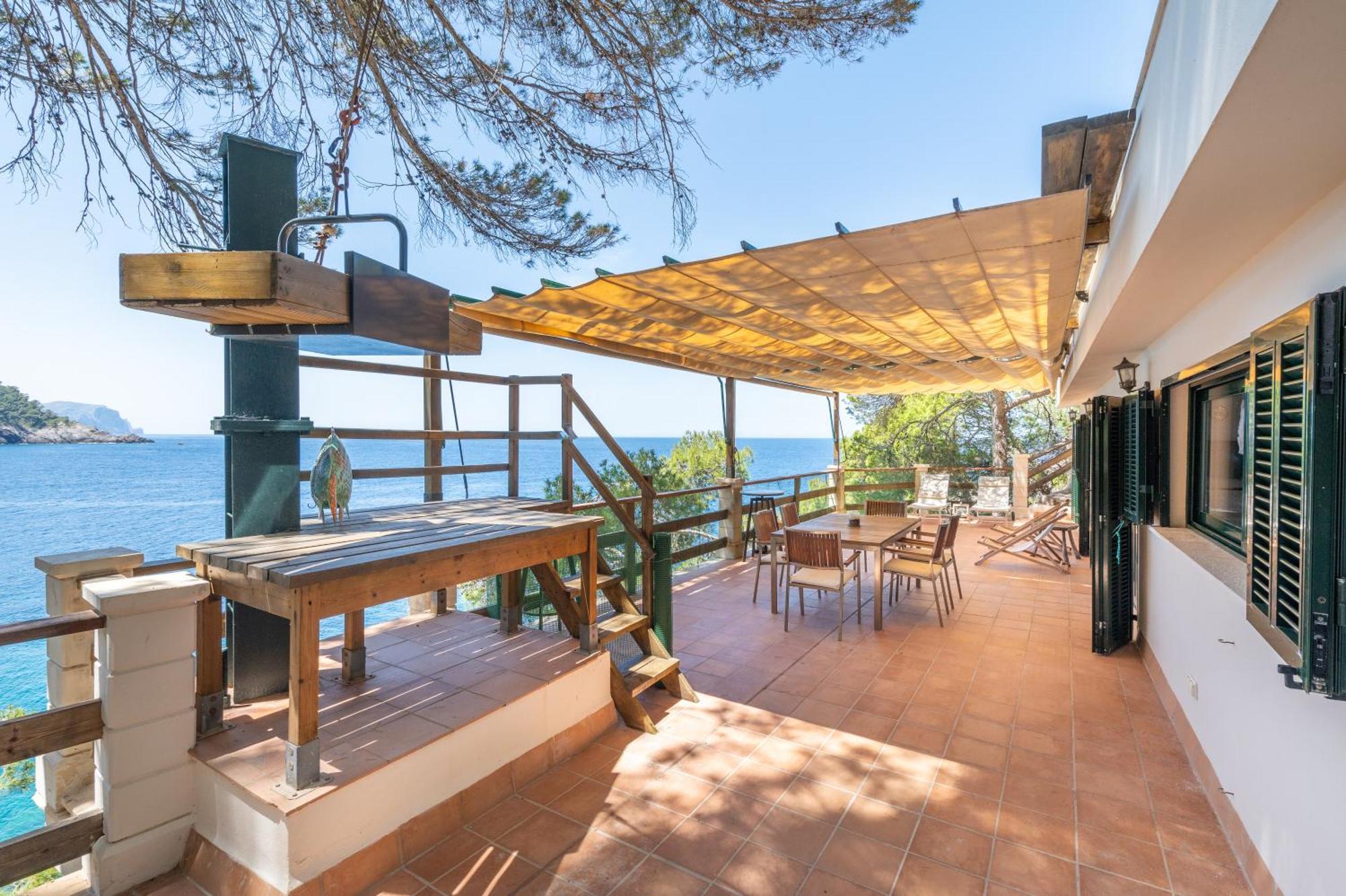 Villa Banyalbufar Bagian luar foto